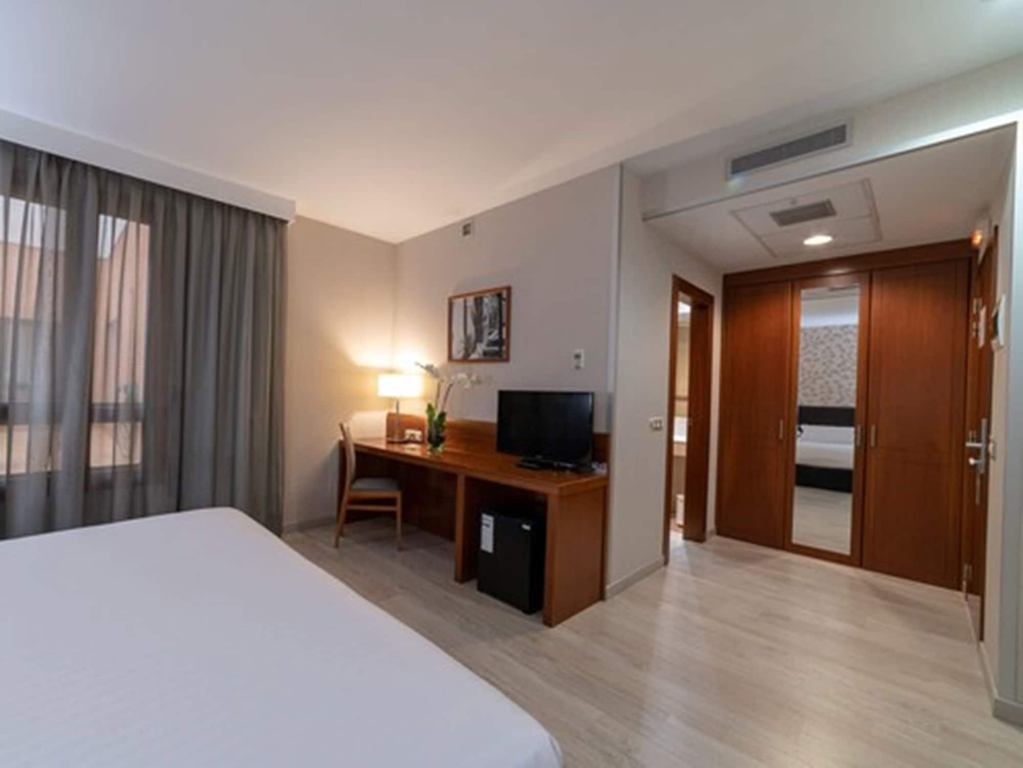 Hotel Plaza Las Matas Las Rozas de Madrid Kültér fotó