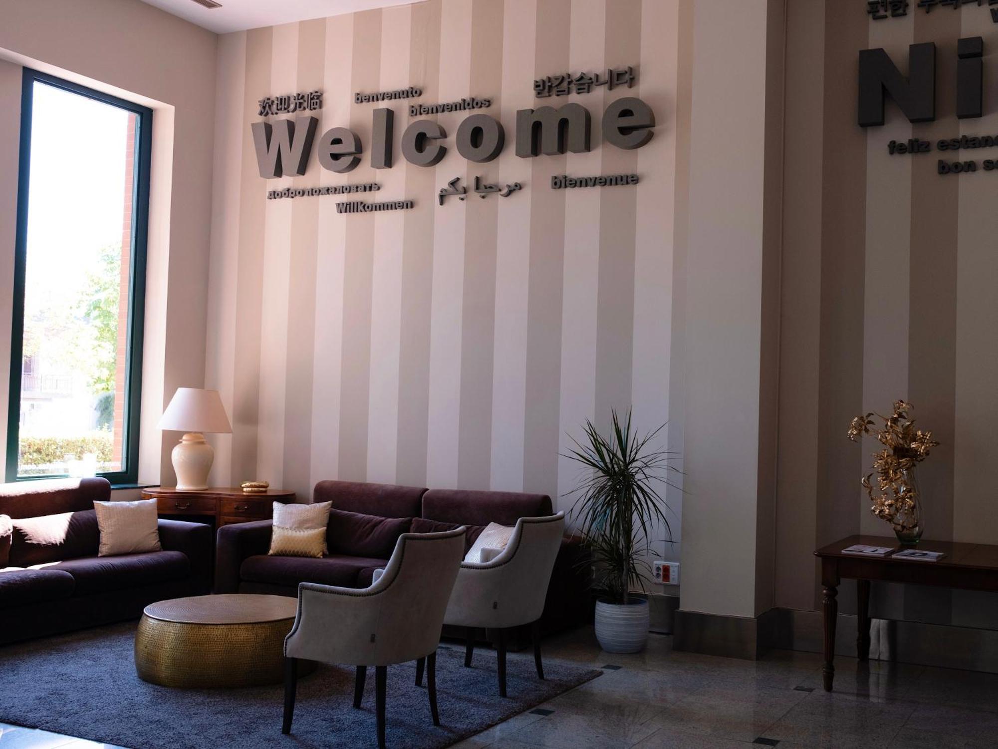Hotel Plaza Las Matas Las Rozas de Madrid Kültér fotó